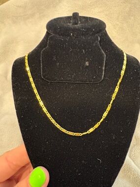 Elegant Gold Figaro Link Necklace - Women Jewelry